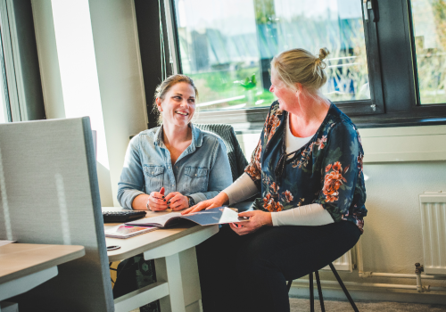 betty_op_kantoor_bij_partou